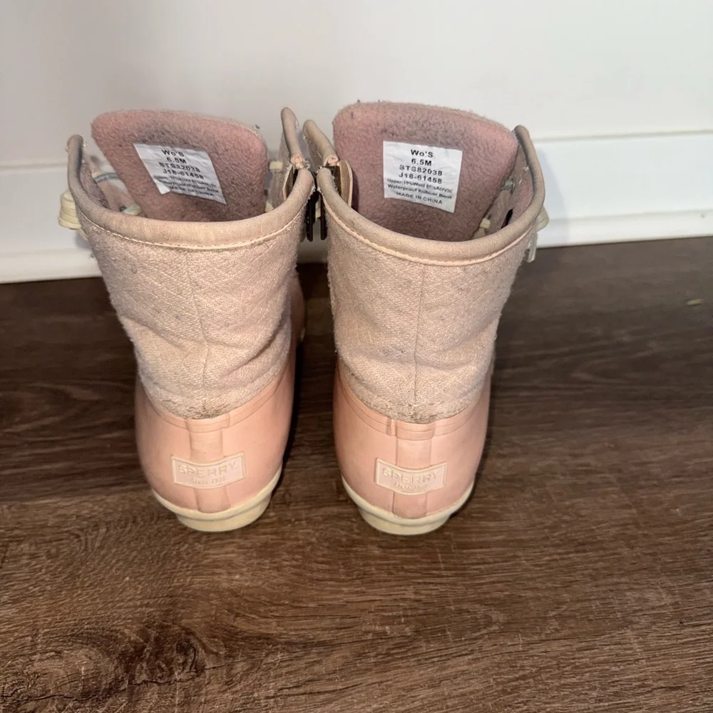 Sperry chic blush